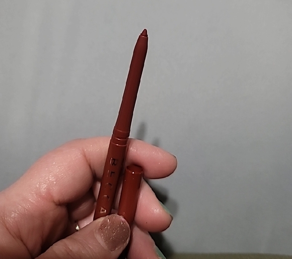Becca Lip Liner in Deep Red - Picture 4 of 5